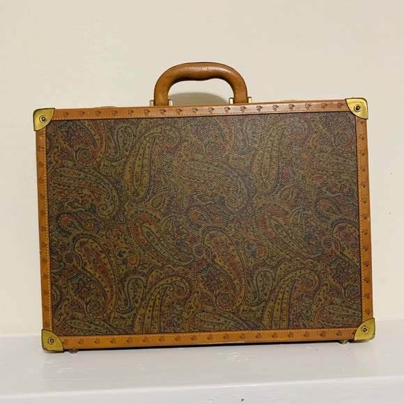 Pelicano Handbags - 💥SALE💥Vintage Luggage Italian Pelicano Briefcase